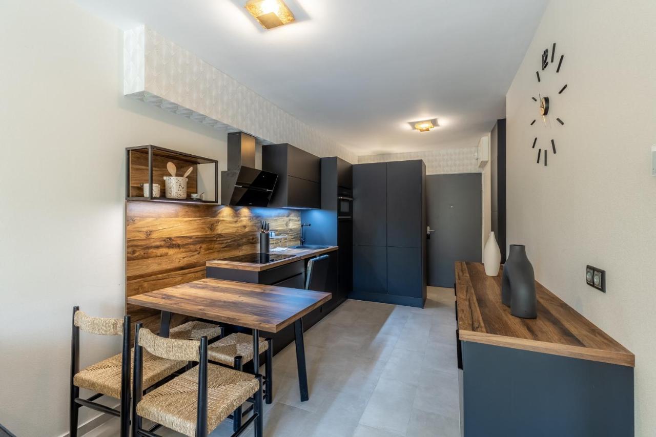 Marinelake Apartman Balatonfoeldvar By Bltn Exterior foto