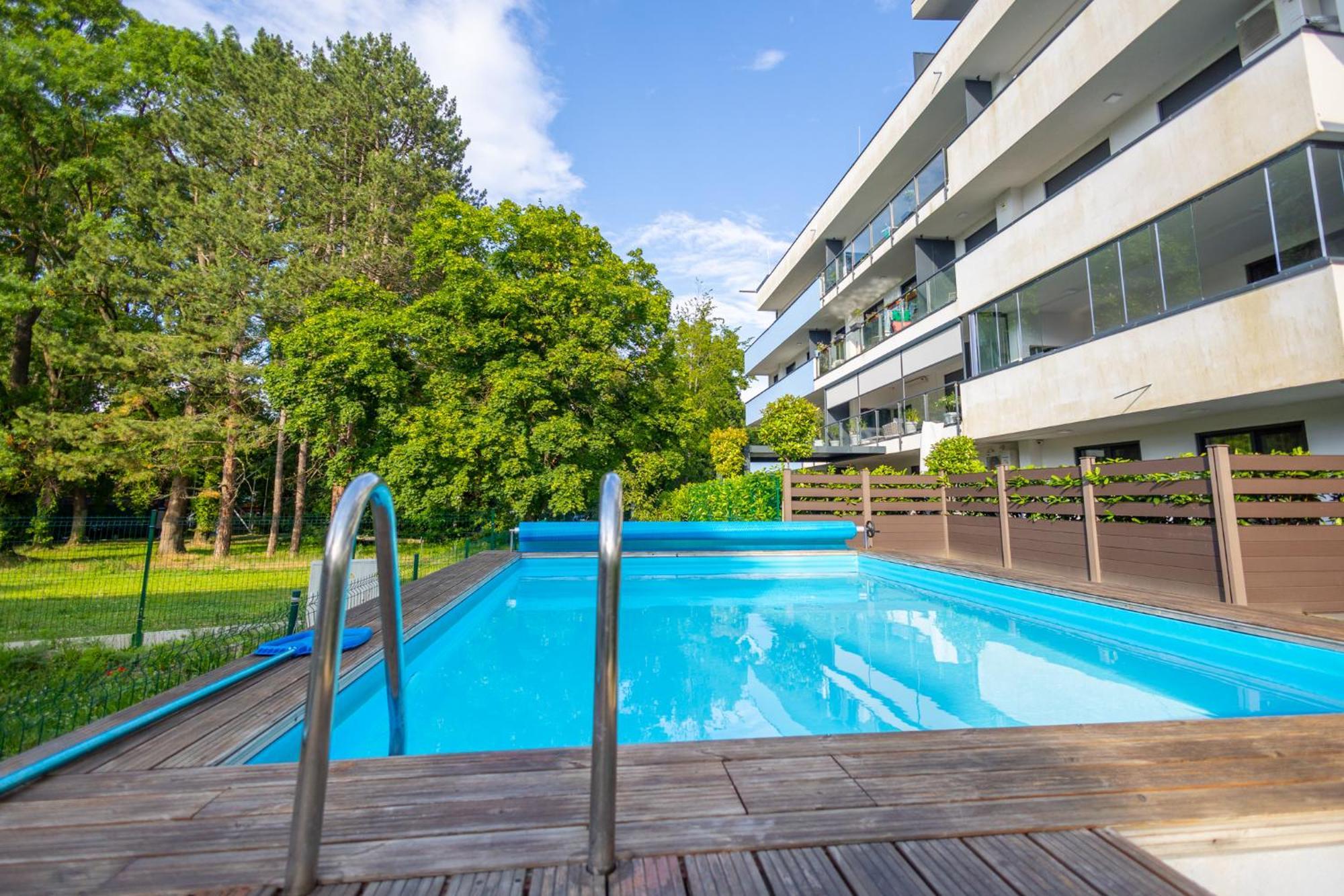 Marinelake Apartman Balatonfoeldvar By Bltn Exterior foto